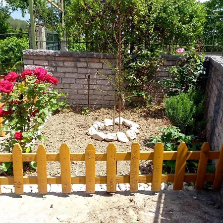 Manthoguesthouse * Gjirokaster